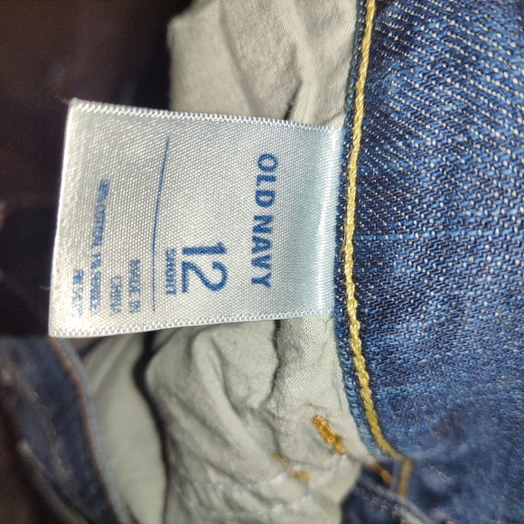 2 pairs of Old Navy jeans women's size 12 short - Picture 9 of 9